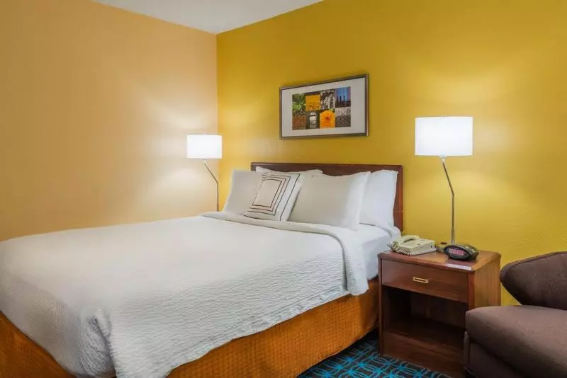 ホテル Fairfield Inn Albany University Area