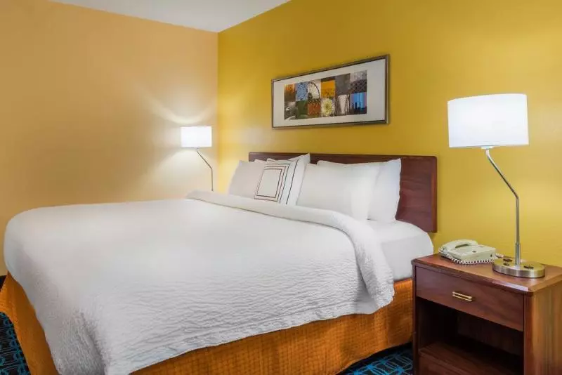 ホテル Fairfield Inn Albany University Area
