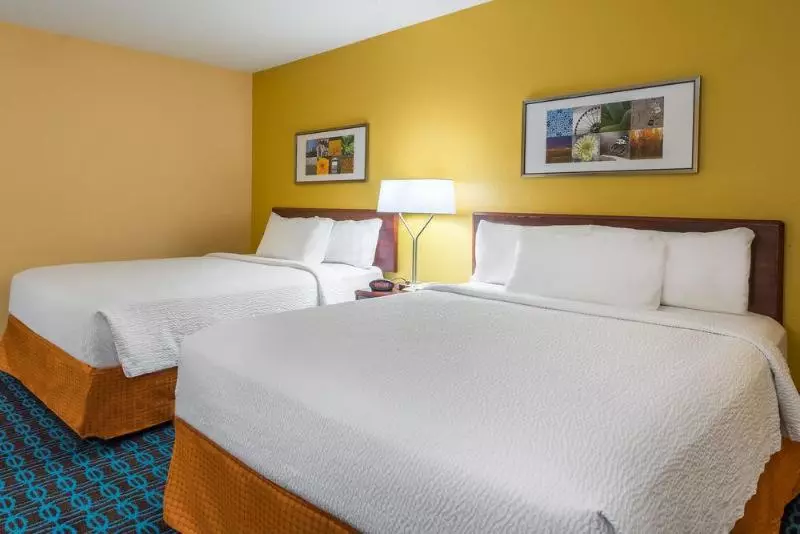 ホテル Fairfield Inn Albany University Area
