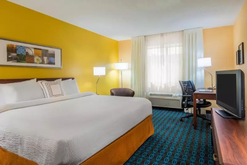 ホテル Fairfield Inn Albany University Area
