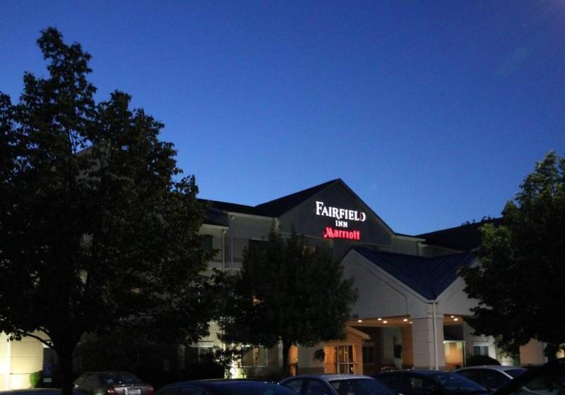 فندق Fairfield Inn Albany University Area