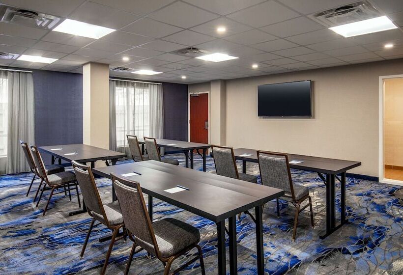 فندق Fairfield Inn Albany University Area