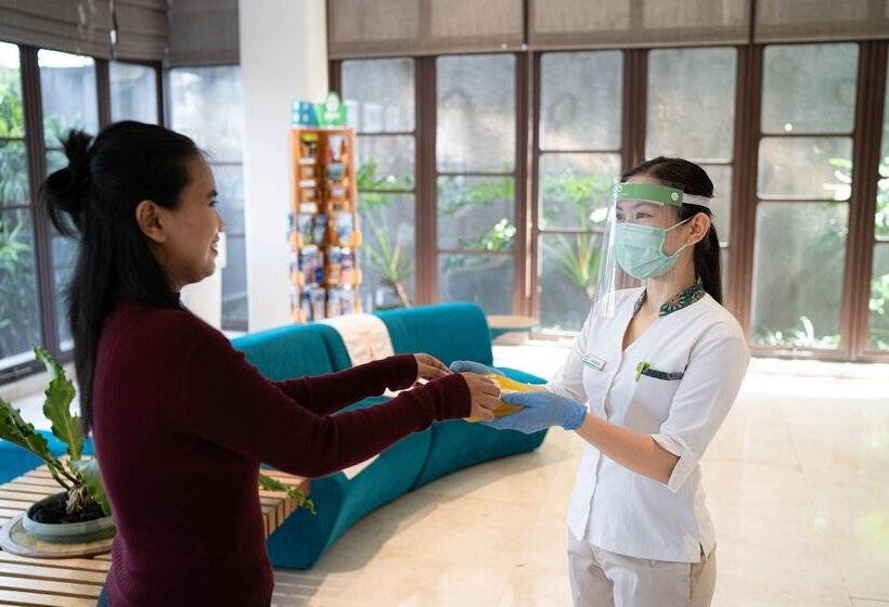 호텔 Grand Livio Kuta