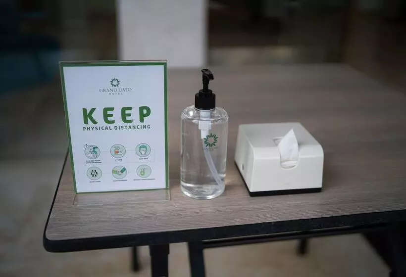 ホテル Grand Livio Kuta