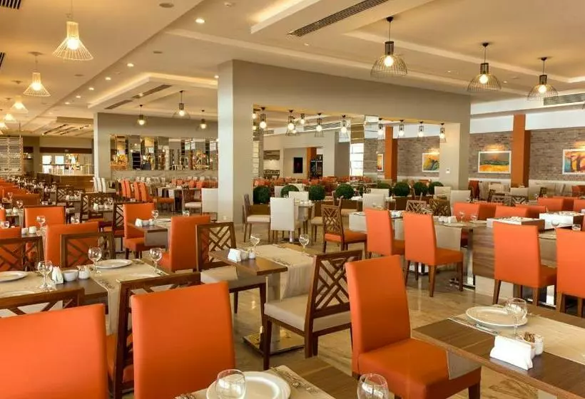 هتل Grand Park Lara