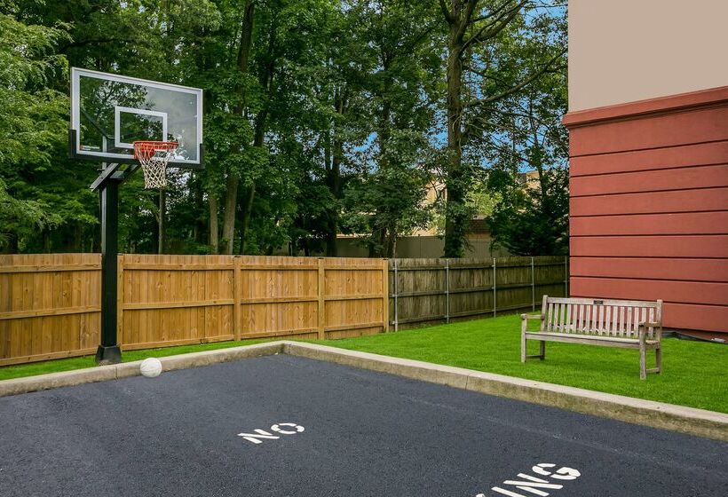 فندق Hampton Inn & Suites Wilmington Christiana