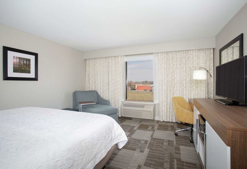 فندق Hampton Inn Bellevue