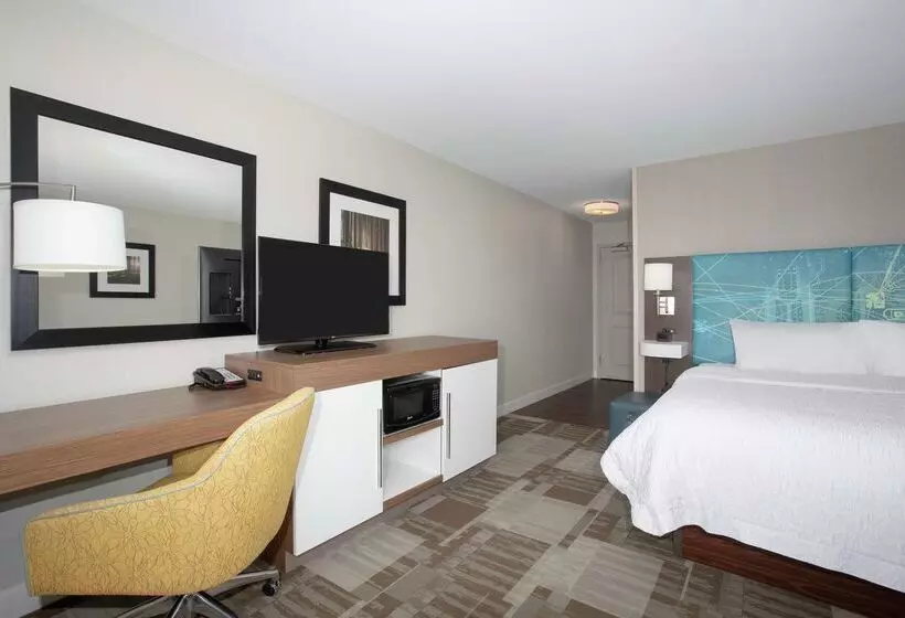 Отель Hampton Inn Bellevue