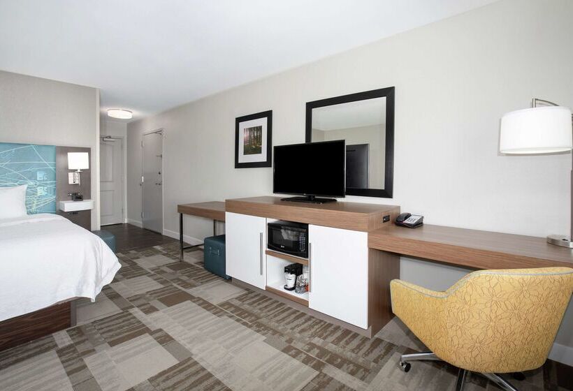 فندق Hampton Inn Bellevue