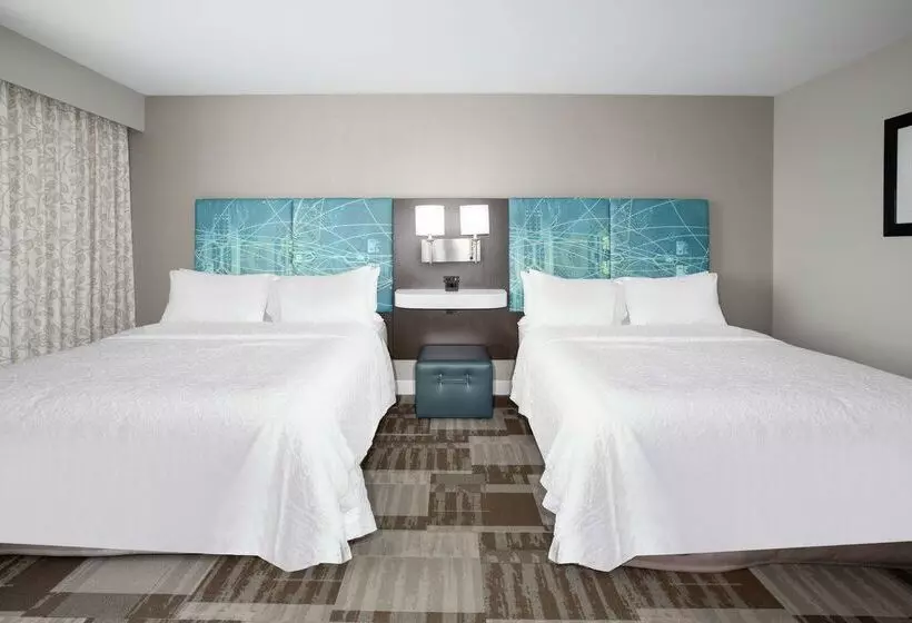 Отель Hampton Inn Bellevue