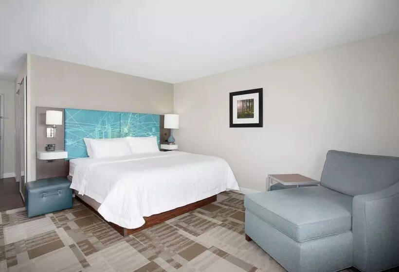 Отель Hampton Inn Bellevue