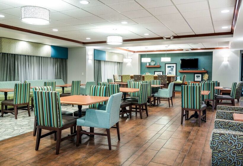 فندق Hampton Inn Bellevue