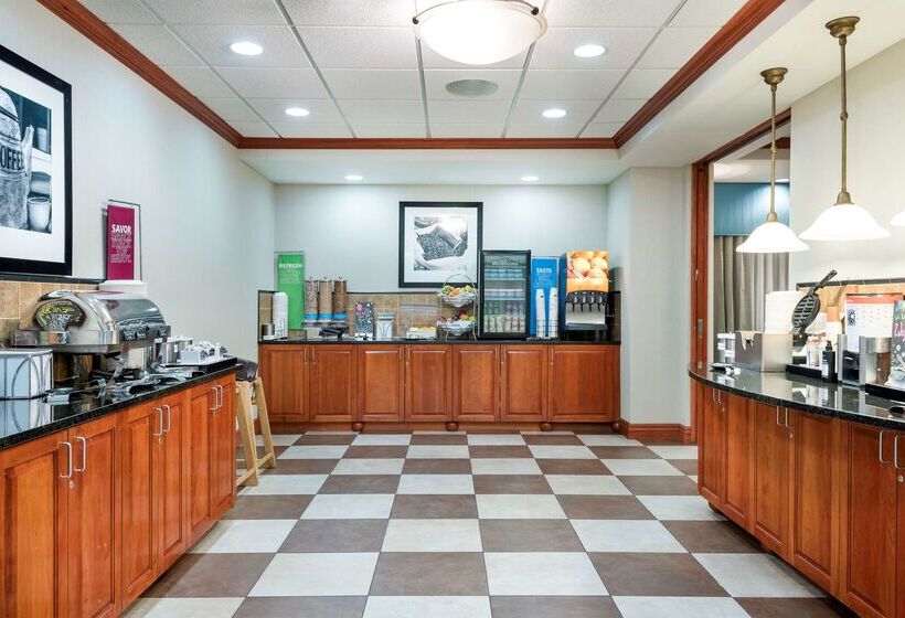 فندق Hampton Inn Bellevue