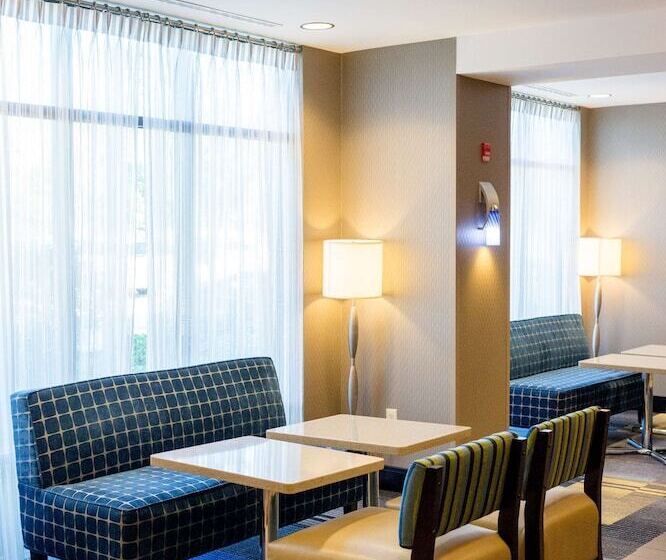 호텔 Hampton Inn Oxford/conference Center