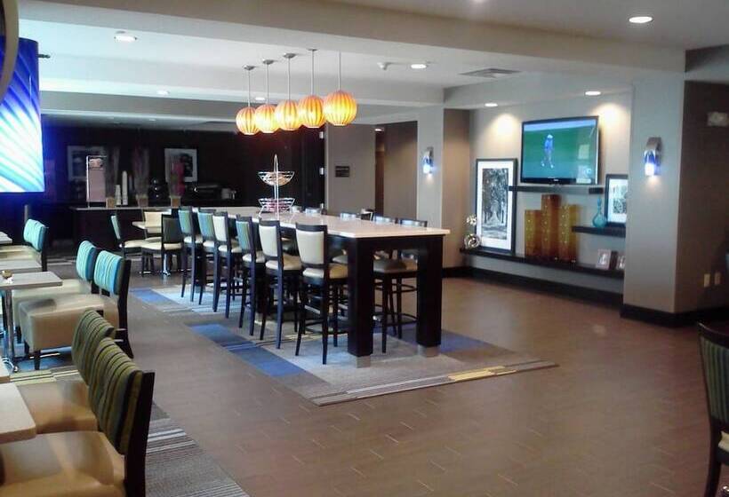 호텔 Hampton Inn Oxford/conference Center