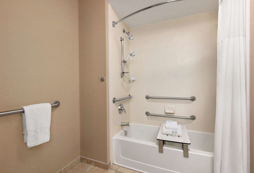 בית מלון כפרי Hampton Inn & Suites Enid