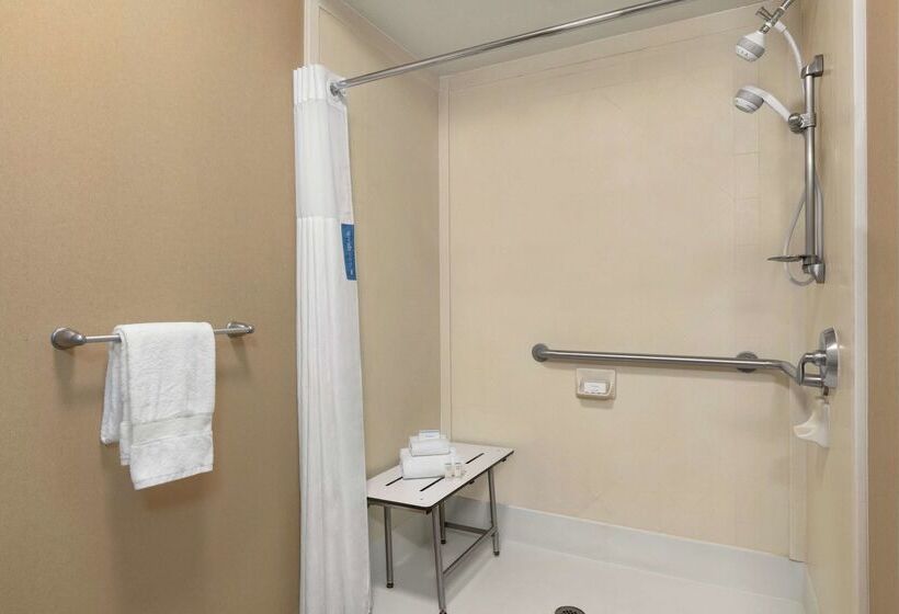 בית מלון כפרי Hampton Inn & Suites Enid