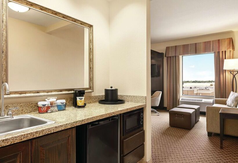 בית מלון כפרי Hampton Inn & Suites Enid