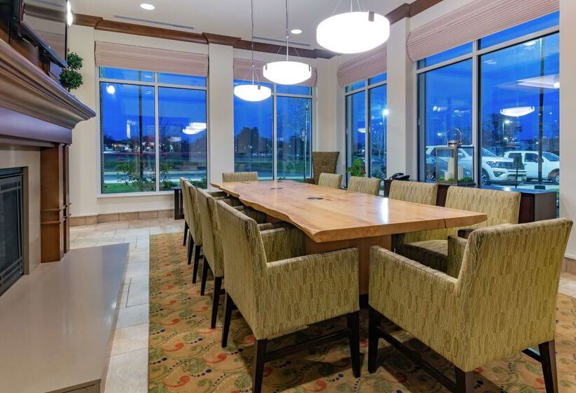 Отель Hilton Garden Inn Devens Common