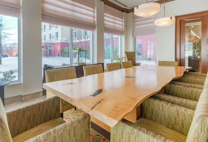 酒店 Hilton Garden Inn Devens Common