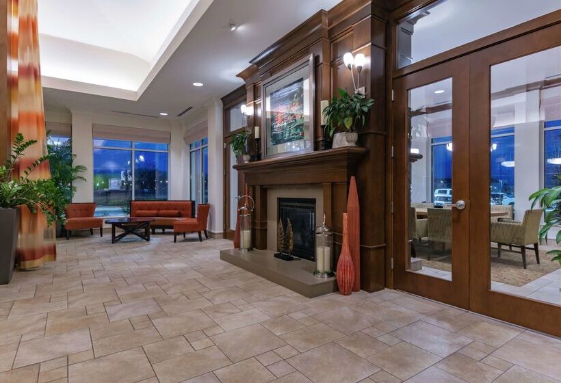 Отель Hilton Garden Inn Devens Common