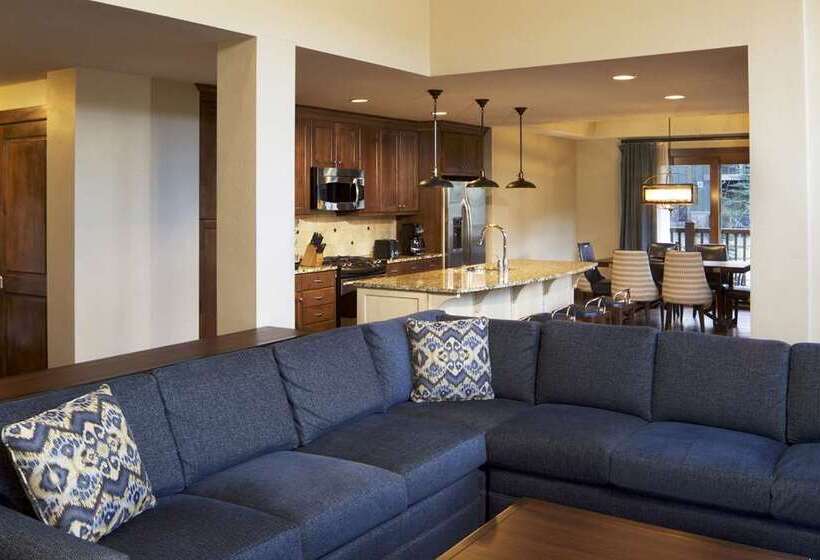 هتل Hilton Grand Vacations Club Sunrise Lodge Park City