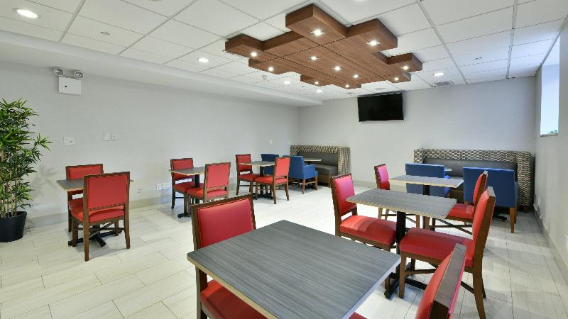 호텔 Holiday Inn Express Staten Island West, An Ihg