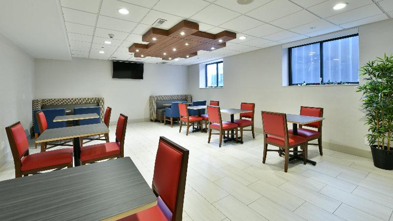 호텔 Holiday Inn Express Staten Island West, An Ihg