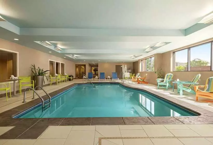 ホテル Home2 Suites By Hilton Denver West  Federal Center, Co