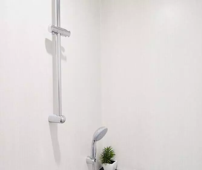 هتل Logis Hôtel Duquesne