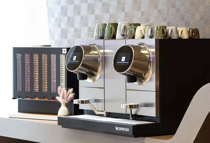 هتل Mercure Clermont Ferrand Centre Jaude