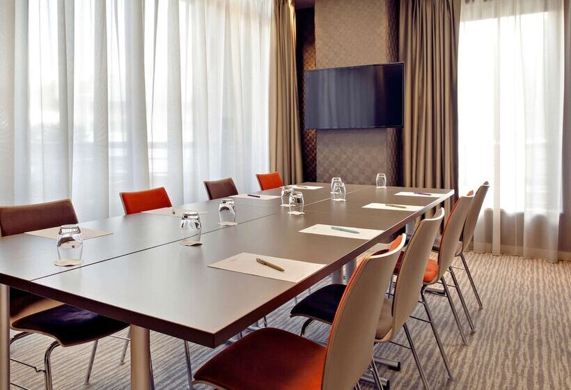 هتل Mercure Clermont Ferrand Centre Jaude