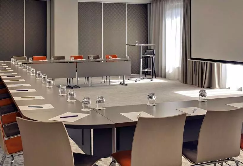 هتل Mercure Clermont Ferrand Centre Jaude