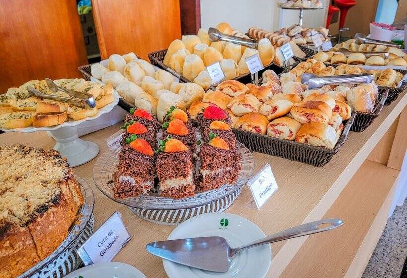 ホテル Nacional Inn Campos Do Jordao