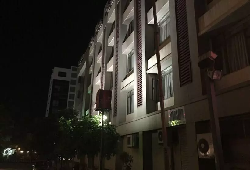 酒店 Platinum Residency