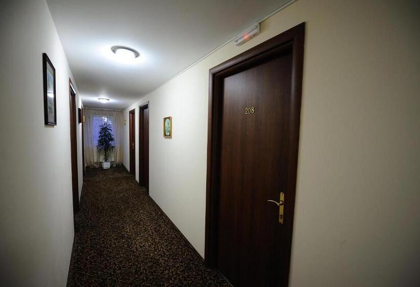 هتل Royal Craiova