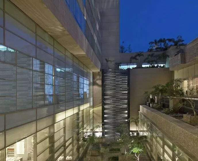 فندق The Westin Chennai Velachery