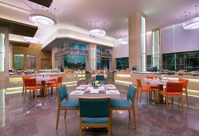 فندق The Westin Chennai Velachery