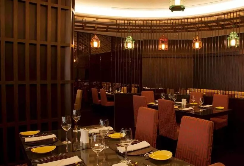 فندق The Westin Chennai Velachery