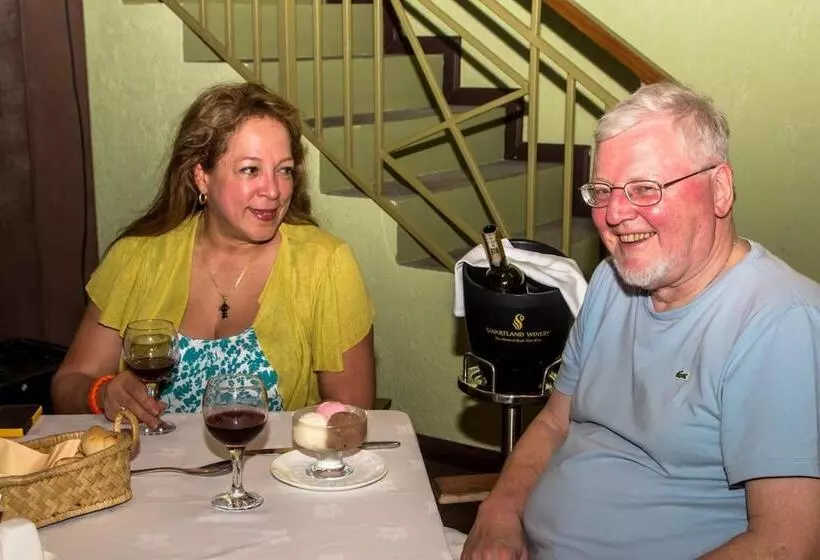 Treasure Cove Hotel & Restaurant