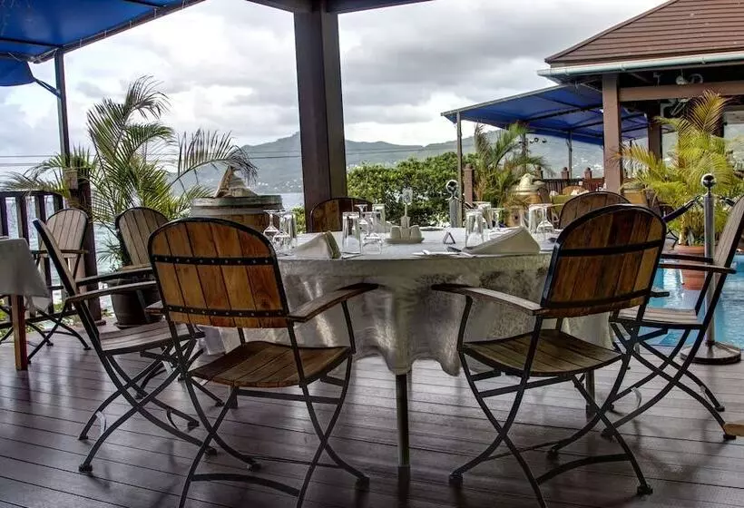 Treasure Cove Hotel & Restaurant