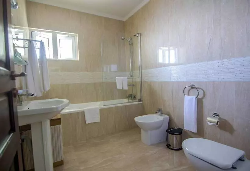 Treasure Cove Hotel & Restaurant