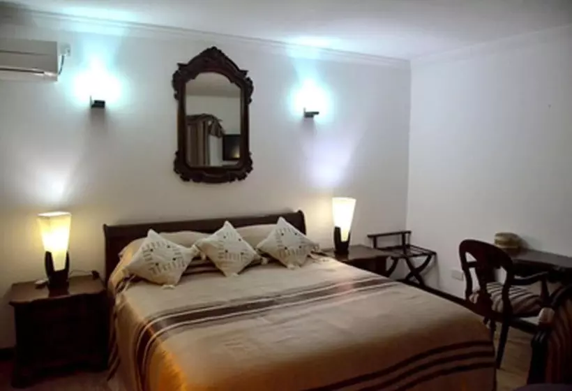 Treasure Cove Hotel & Restaurant