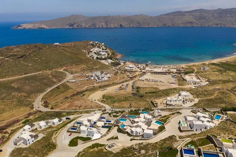 The Mykonist Panormos Exclusive Suites & Villas