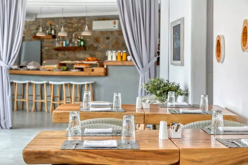 The Mykonist Panormos Exclusive Suites & Villas