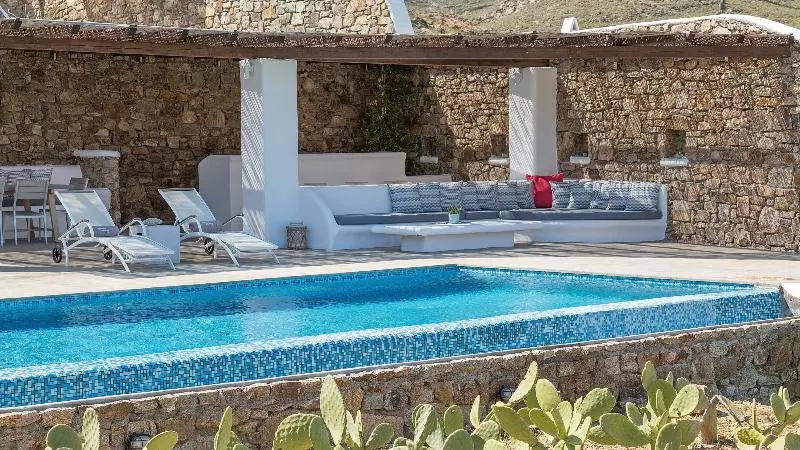 The Mykonist Panormos Exclusive Suites & Villas