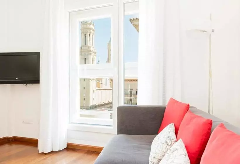 Apartamentos Sabinas El Pilar