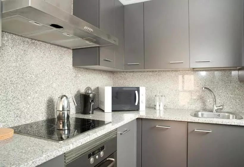 Apartamentos Sabinas El Pilar