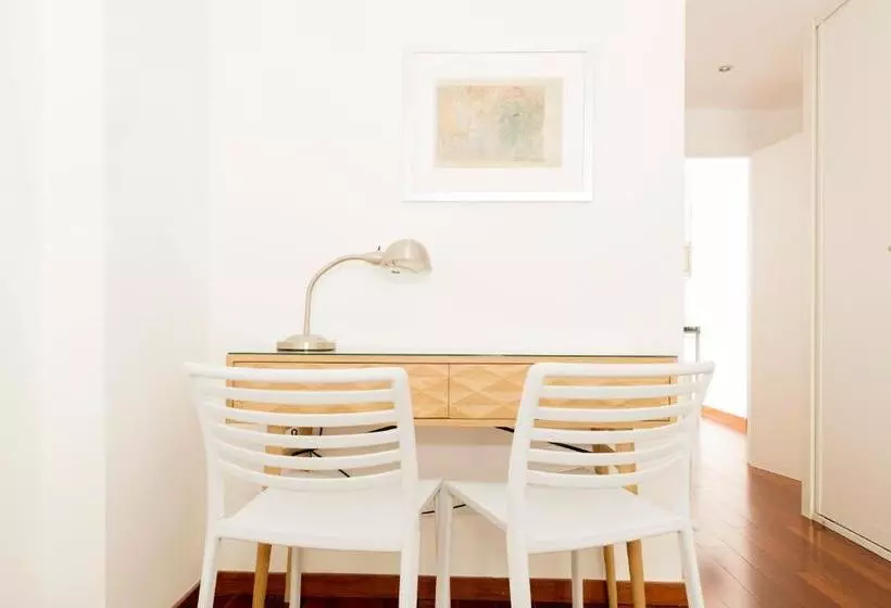 Apartamentos Sabinas El Pilar