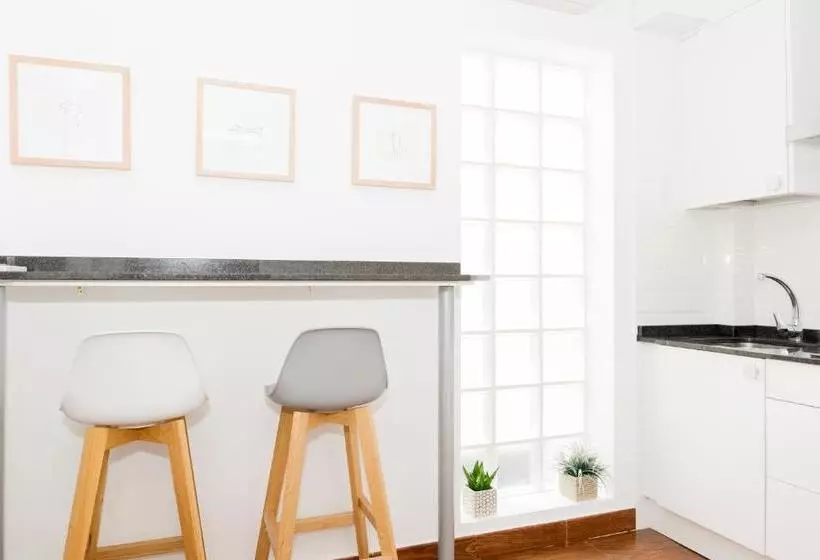 Apartamentos Sabinas El Pilar